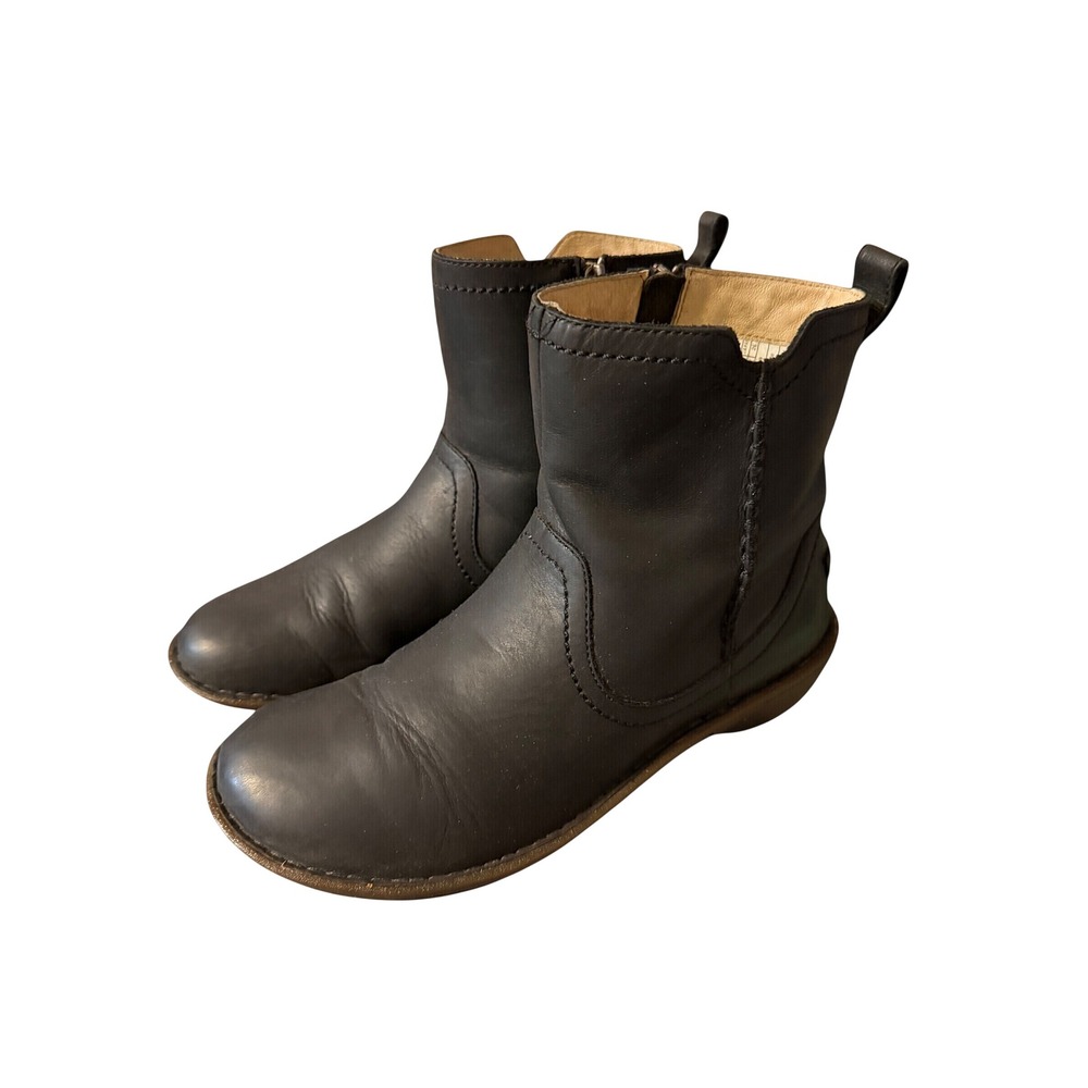 UGG Nevah Black Leather Sheepskin Lined Ankle Boots 1004177 Womens 9